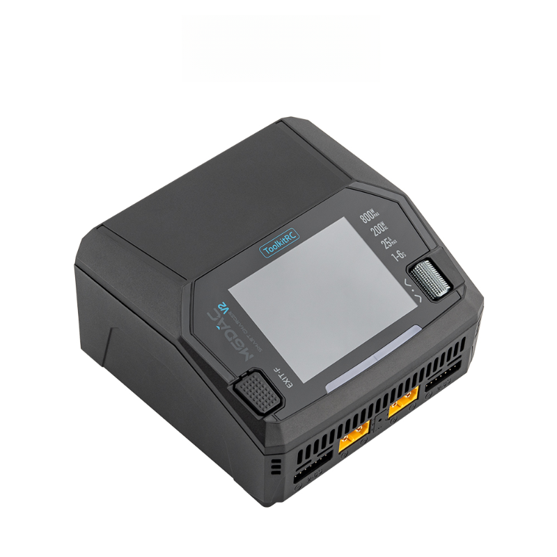 Caricabatterie ToolkitRC M6DAC - Drone Racing Charger recensione e prezzo