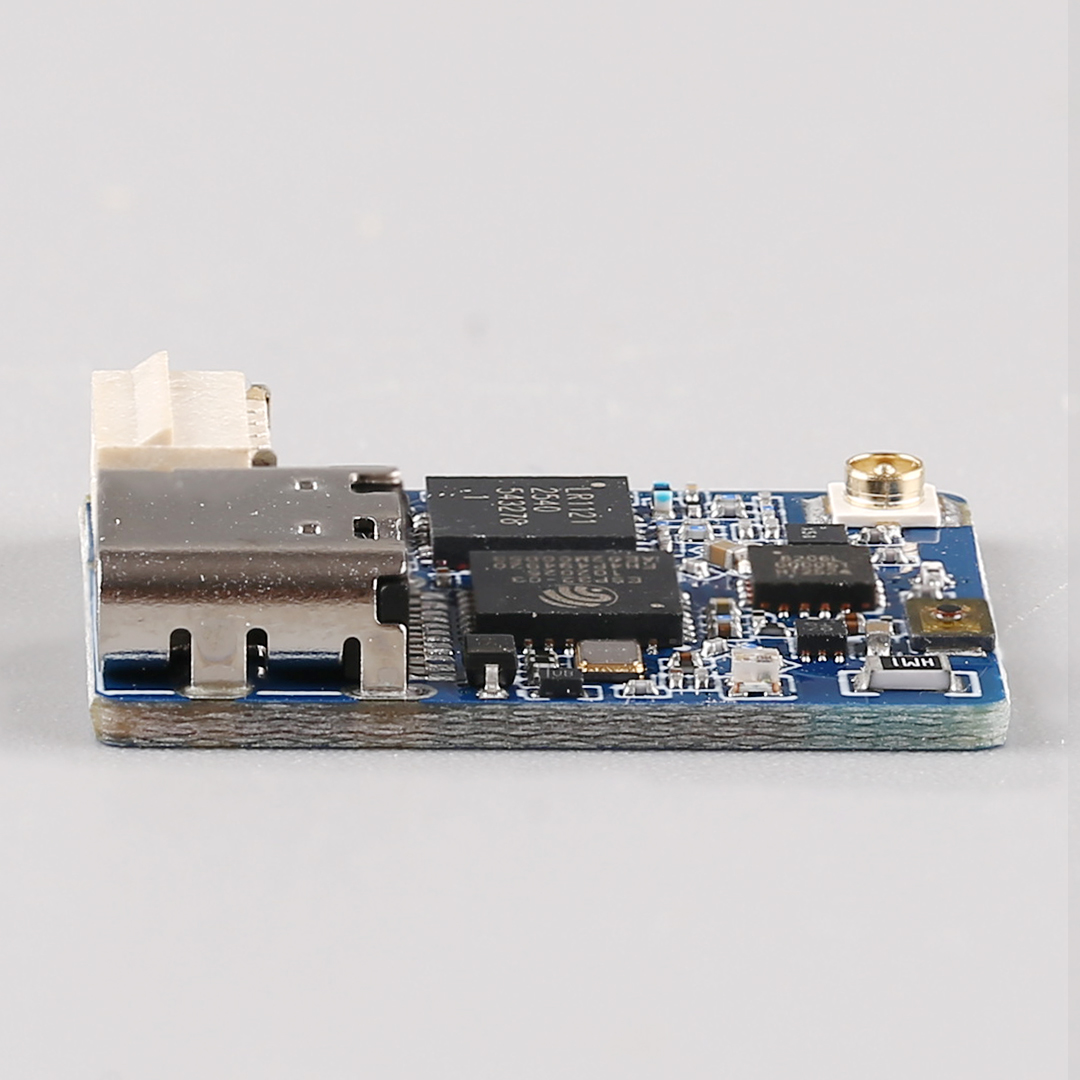 Ricevitore BAYCKRC UR100 Expre - Drone Racing Receiver recensione e prezzo